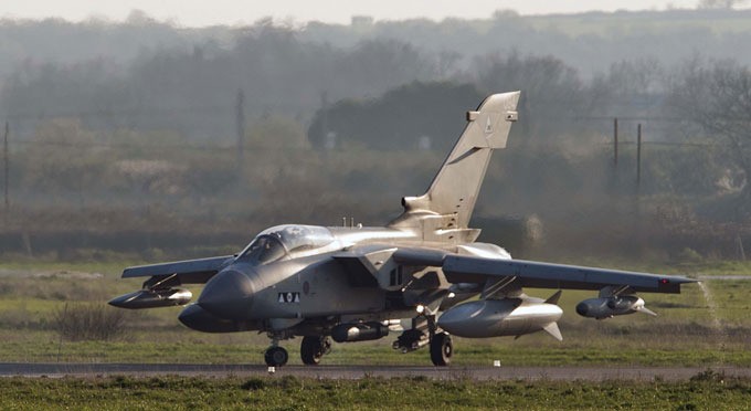 Các hợp đồng đã được ký kết với British Aerospace (sau này là BAE Systems) năm 1994 cho việc nâng cấp 142 chiếc GR.1 lên tiêu chuẩn GR.4, công việc bắt đầu năm 1996 và hoàn thành năm 2003.